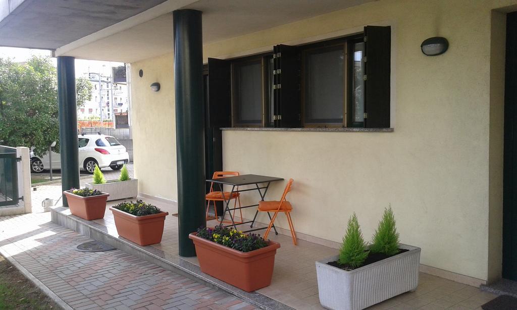 Casa Sara Venezia Apartment Mestre Luaran gambar